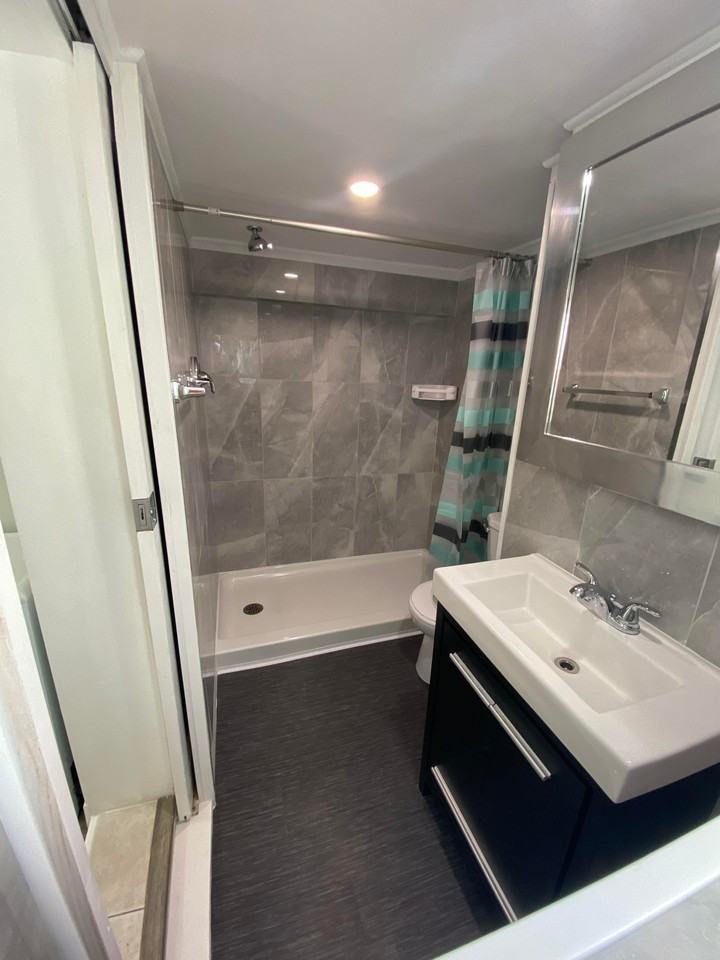3665 East Pender Street - Photo 5 of 15