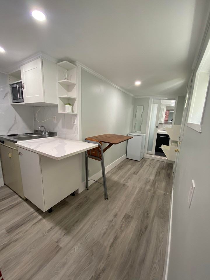 3665 East Pender Street - Photo 7 of 15