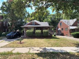 featured image of 5205 Hereford St