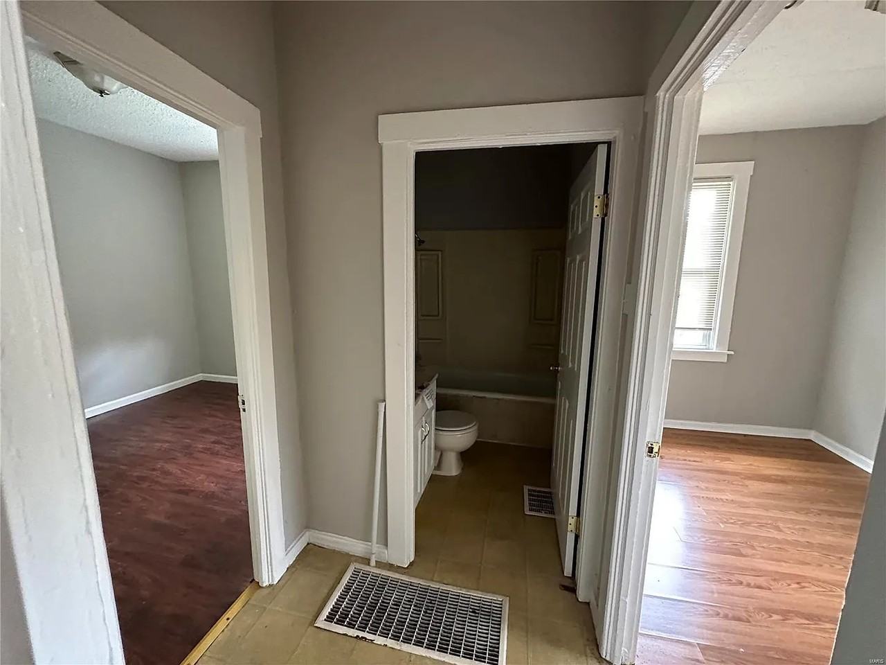 8914 Ramona Ave - Photo 4 of 7