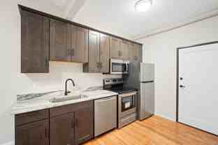 702 20th St #102 - Photo 1 of 1
