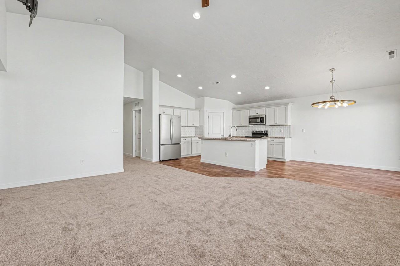 16850 Bethany Ave #1 - Photo 7 of 25