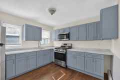 40 Vine St - Photo 1 of 1