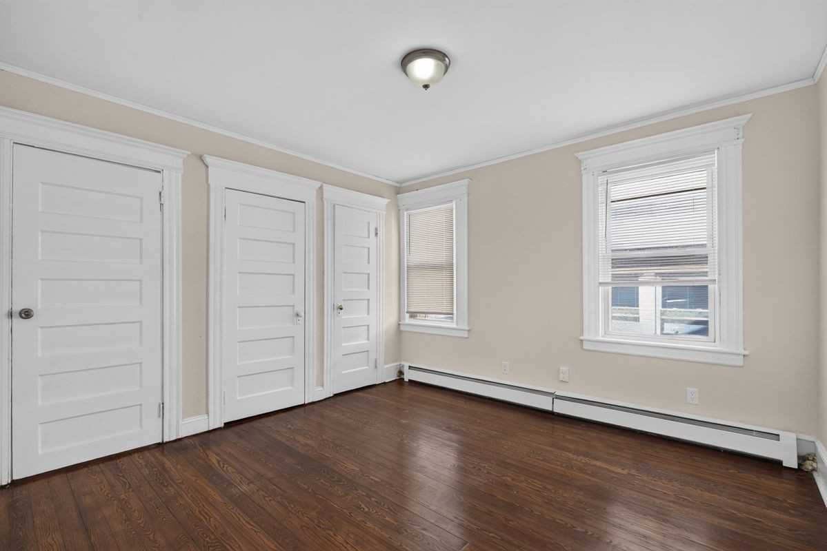 40 Vine St - Photo 7 of 31