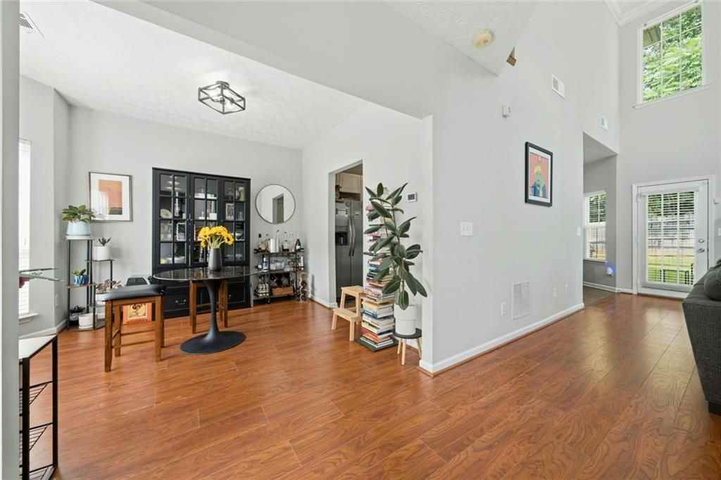 983 ASPEN DR Drive - Photo 2 of 24