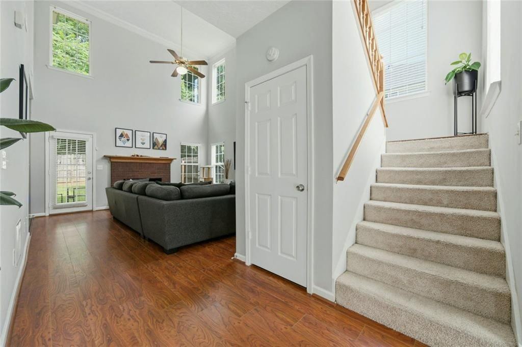983 ASPEN DR Drive - Photo 4 of 24