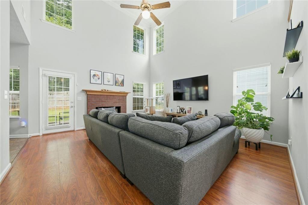 983 ASPEN DR Drive - Photo 5 of 24