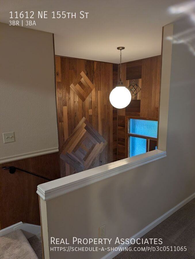 11612 Ne 155th St - Photo 4 of 47
