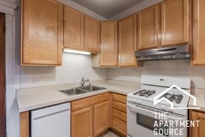 featured image of 1216 N Dearborn St #B2