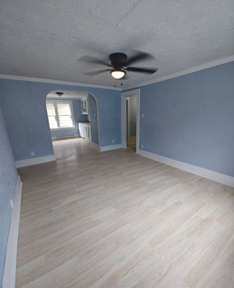 1132 Portage Ave #2A - Photo 2 of 34