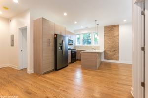featured image of 5031 N Winchester Ave #2
