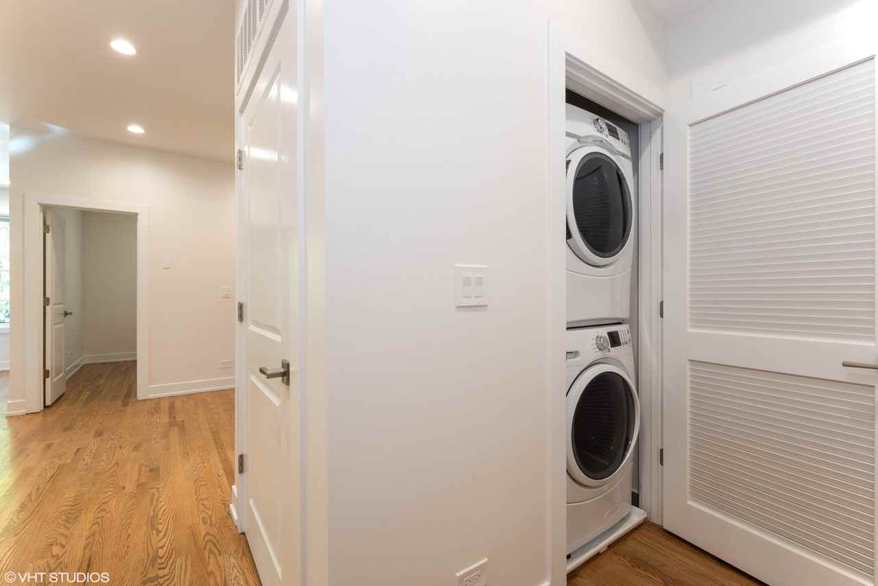 5031 N Winchester Ave #2 - Photo 7 of 12