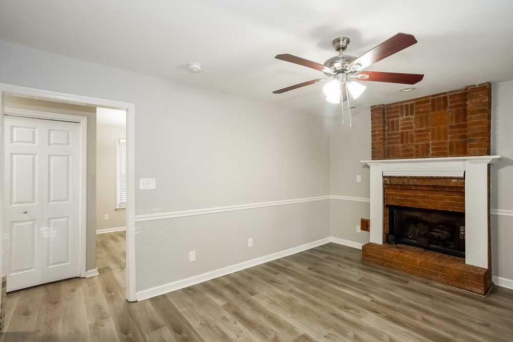 3522 Fortis Ln - Photo 5 of 17