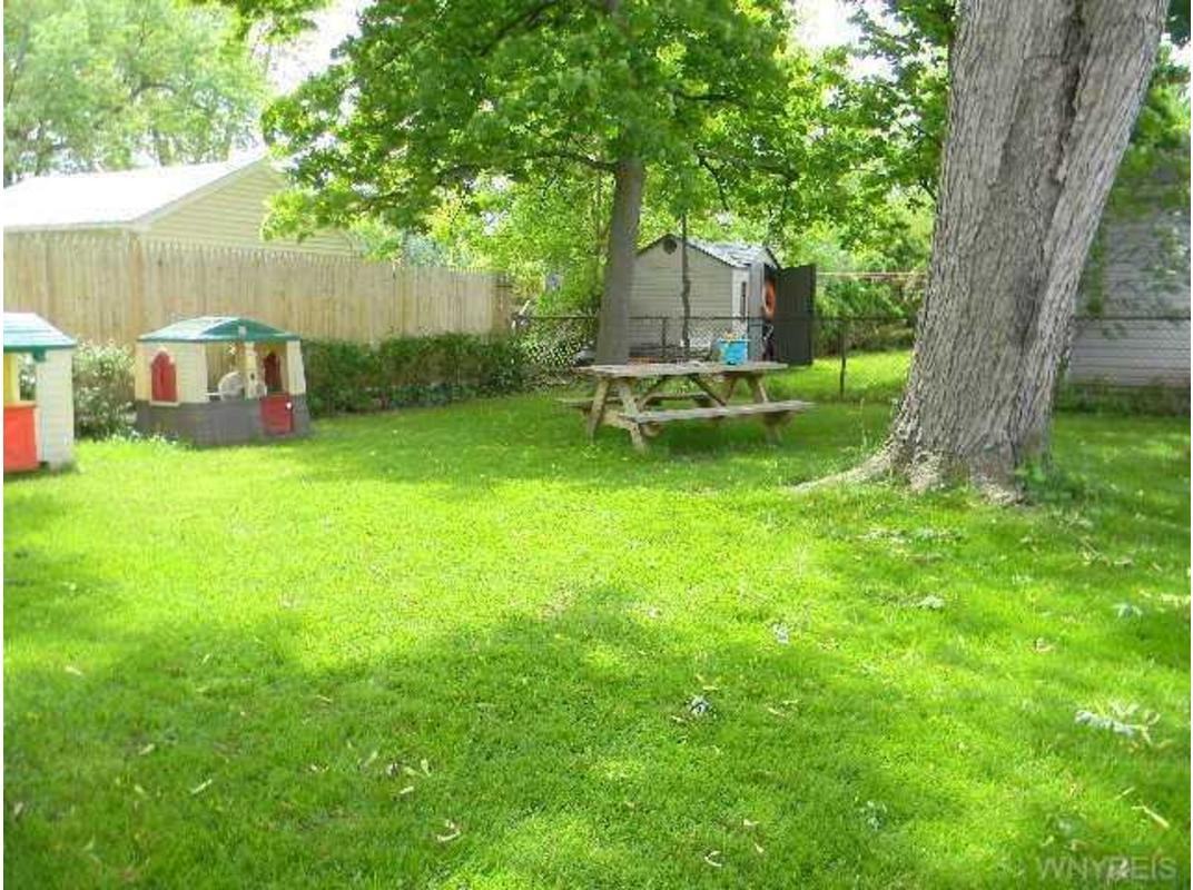 1903 Como Park Blvd #1 - Photo 6 of 11