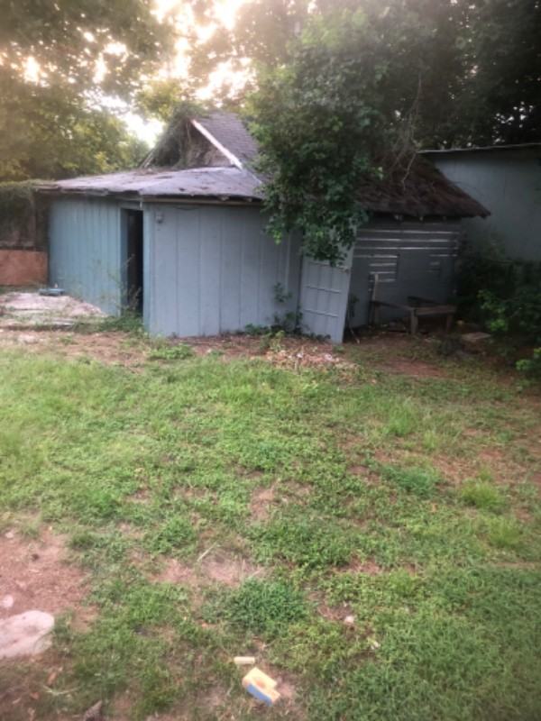 1715 N S St - Photo 5 of 29