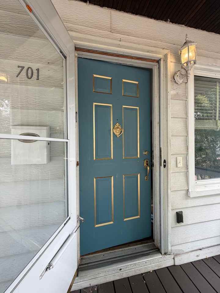 701 Park Ave - Photo 3 of 14