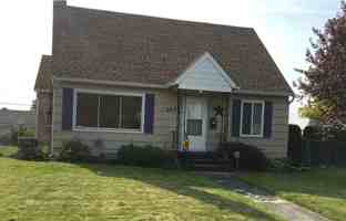 featured image of 2827 W Sanson Ave