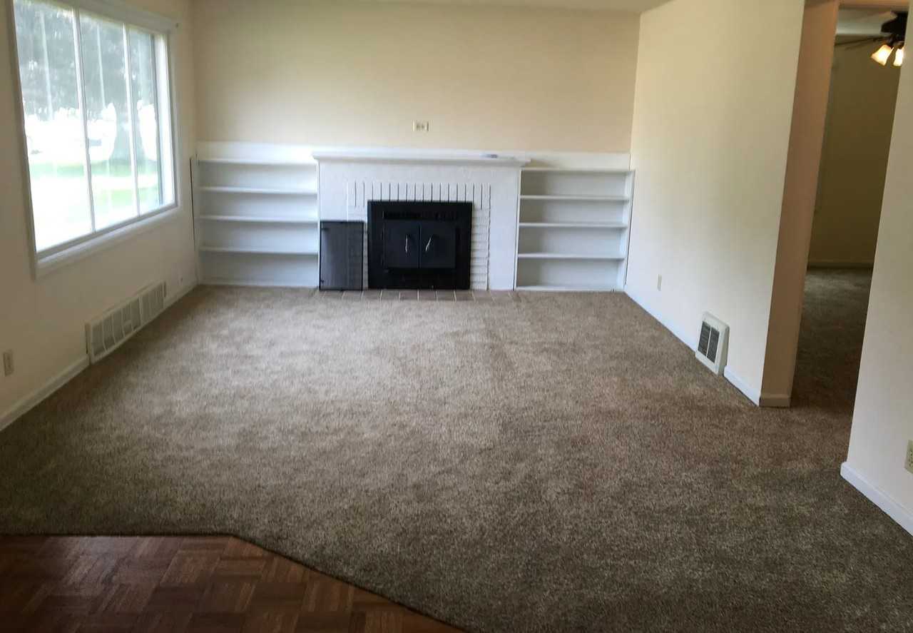 2827 W Sanson Ave - Photo 5 of 9