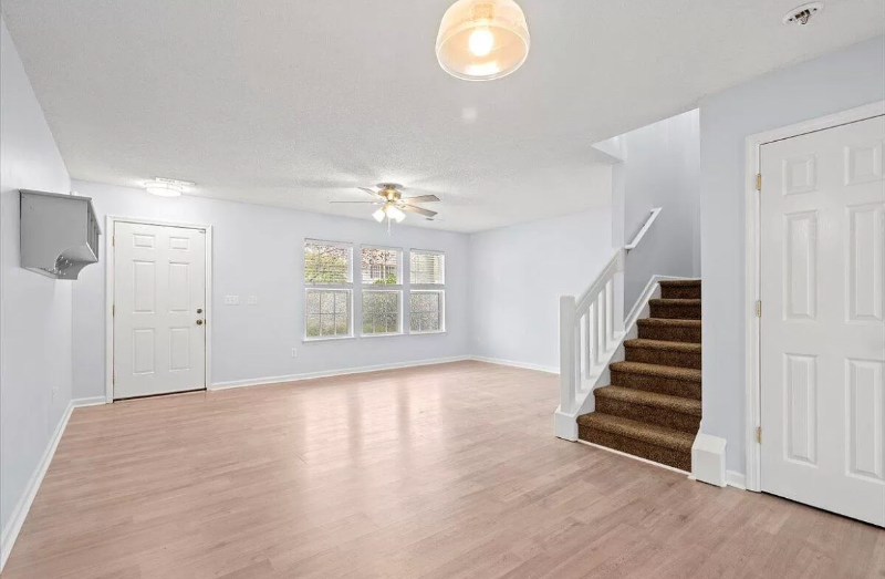 142 Brockman Way - Photo 4 of 14