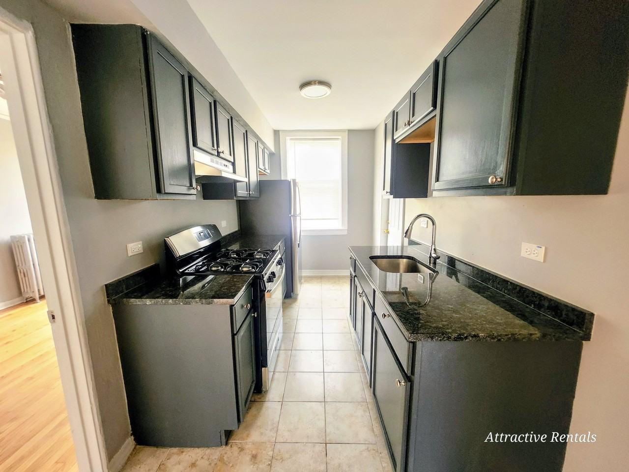 644 N Mayfield Ave #2 - Photo 7 of 12