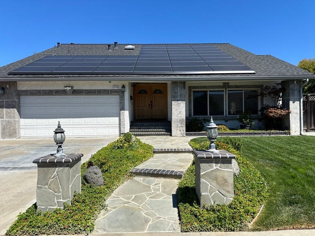 35246 Cornwall Pl - Photo 2 of 13