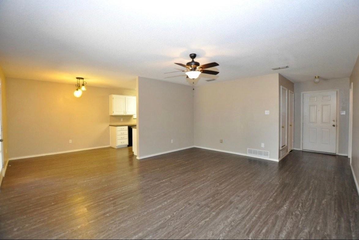 1323 81st St - Photo 3 of 16