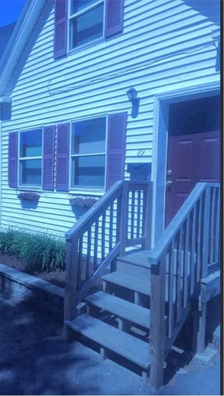 89 Orient St - Photo 6 of 10