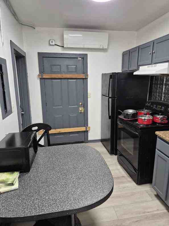 6945 S Indiana Ave #1 - Photo 3 of 9