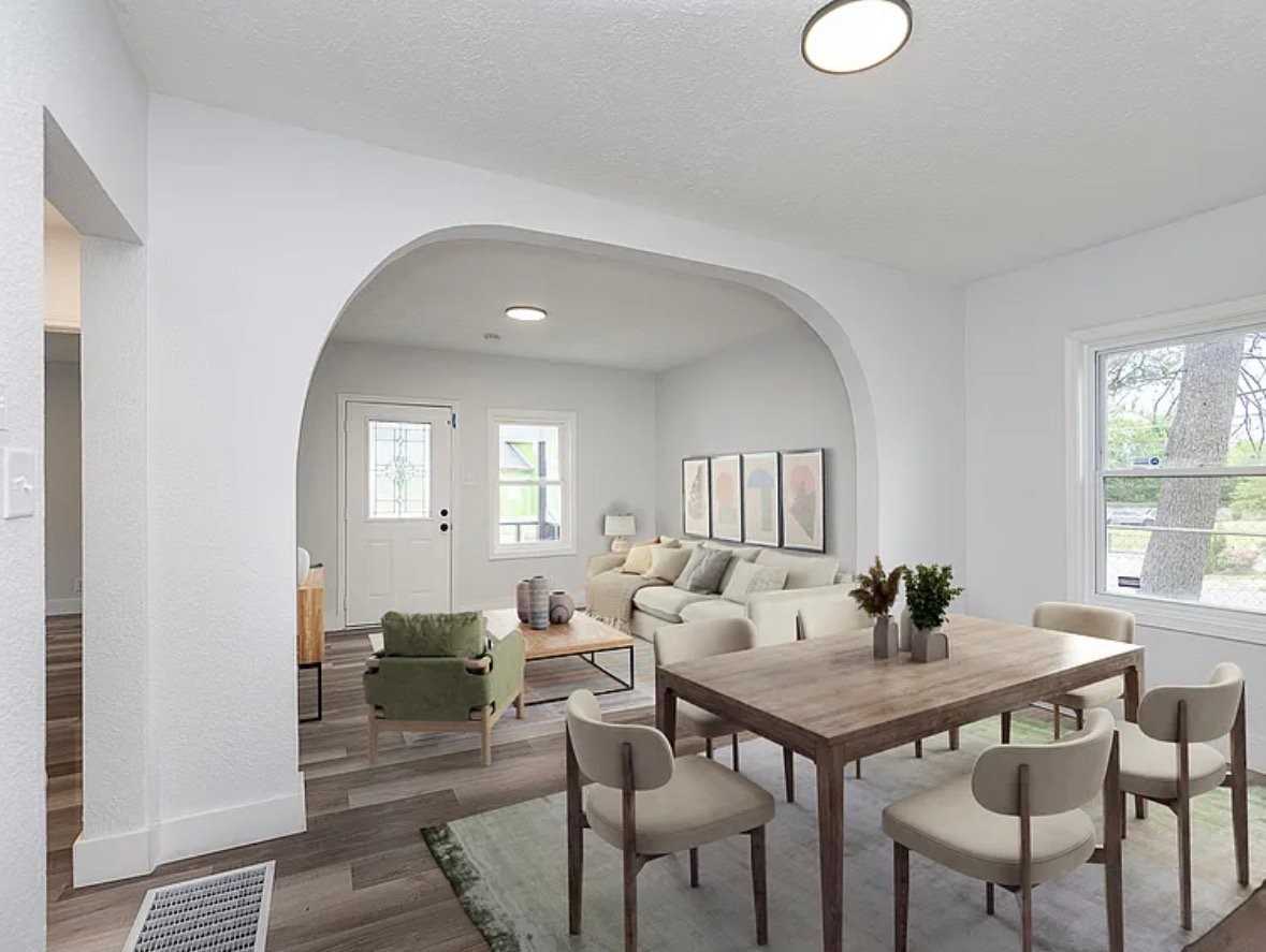 2531 Brookside Ave - Photo 4 of 9