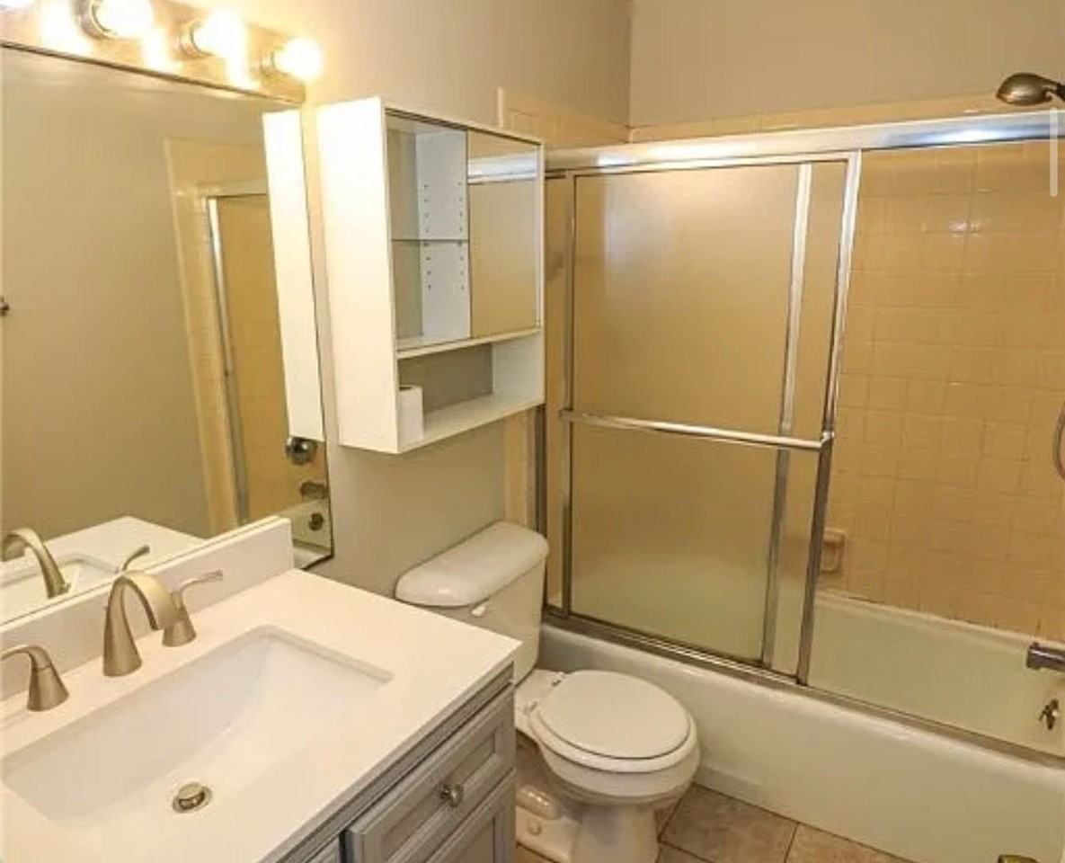 311 N College Ave #3 - Photo 7 of 8