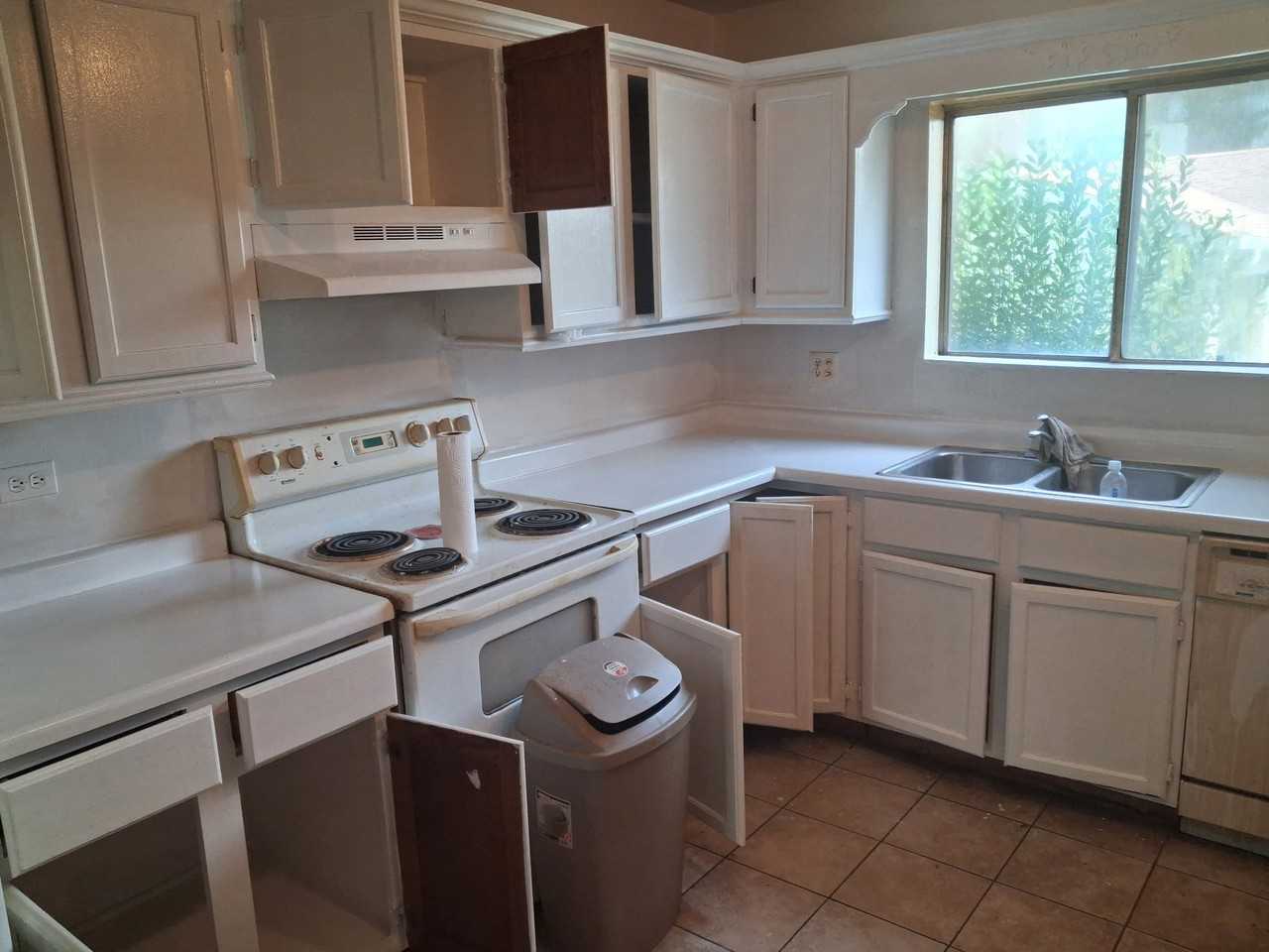 2326 W Nichols Rd #B - Photo 6 of 6