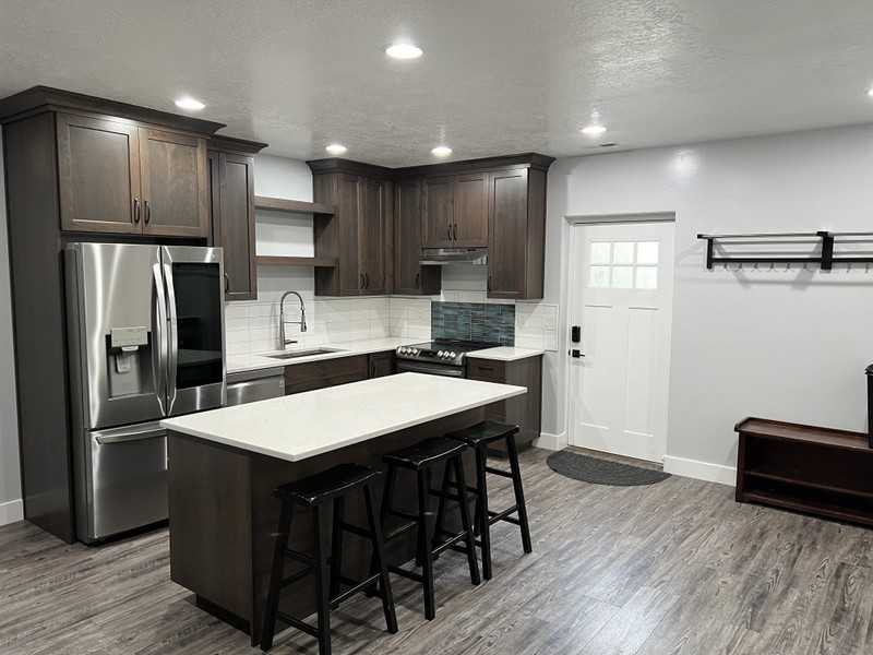 2205 E Grenada Ln - Photo 6 of 8