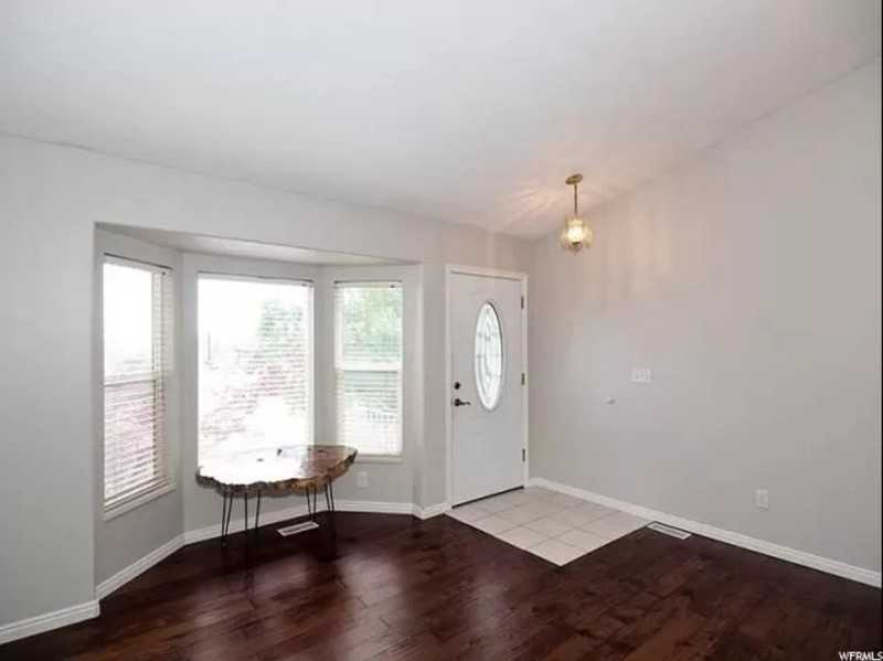 4881 W Cave Peak Dr - Photo 2 of 12
