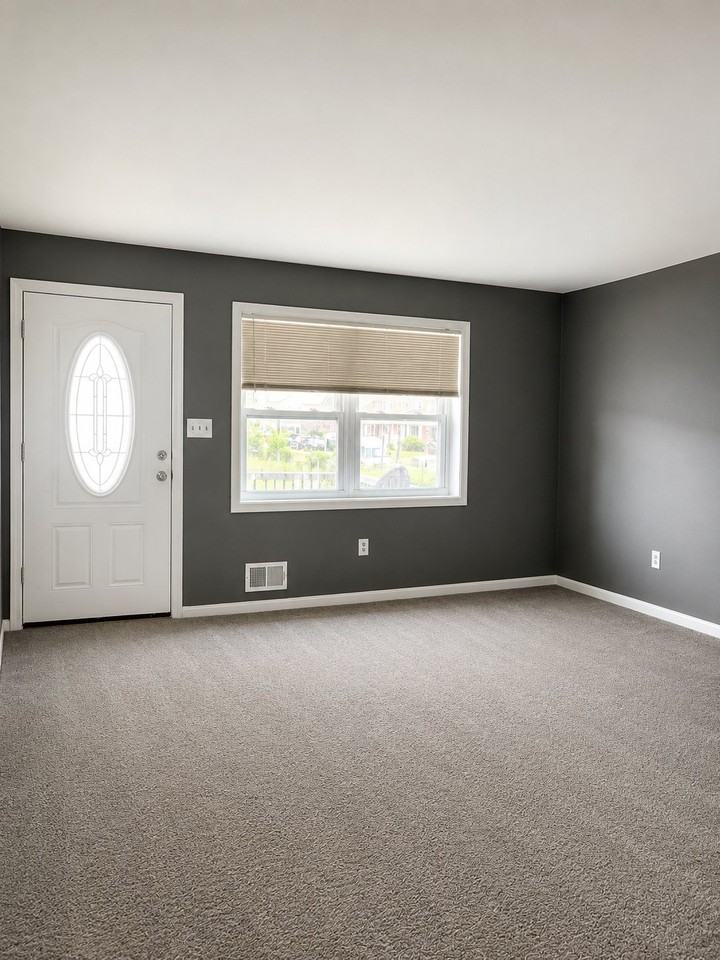 4821 Williston St - Photo 2 of 13