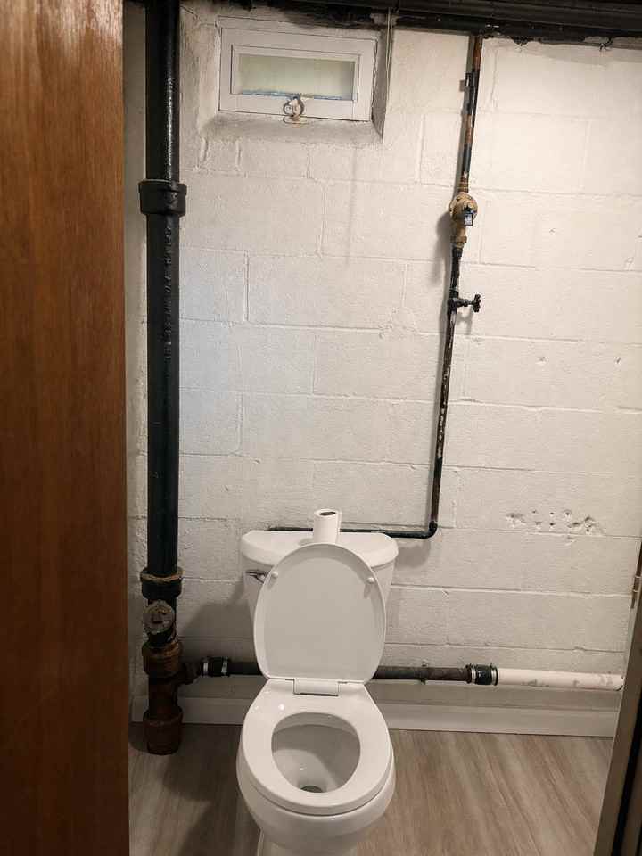 4821 Williston St - Photo 5 of 13