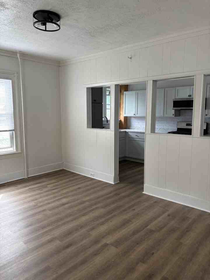 20 Buckley St - Photo 5 of 12