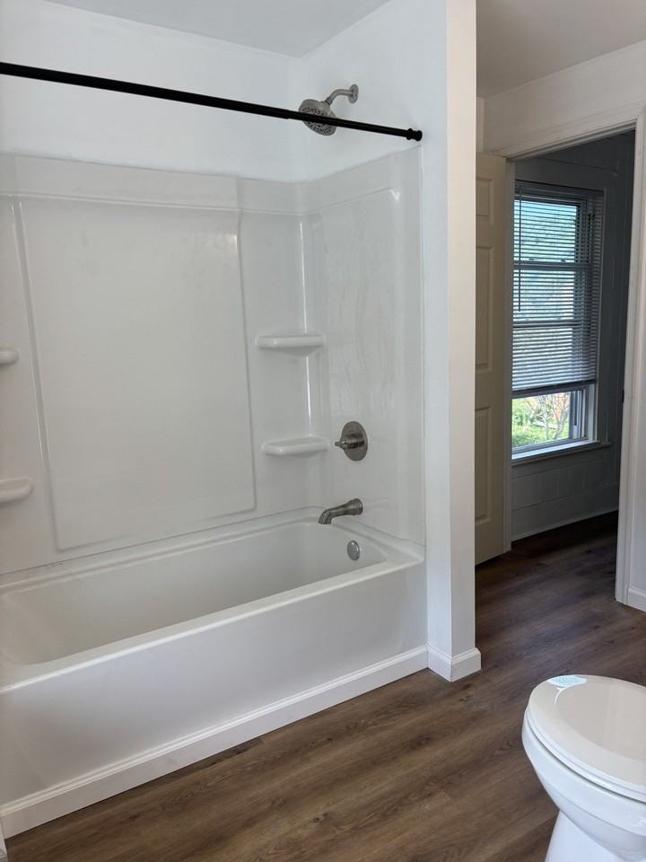 20 Buckley St - Photo 7 of 12