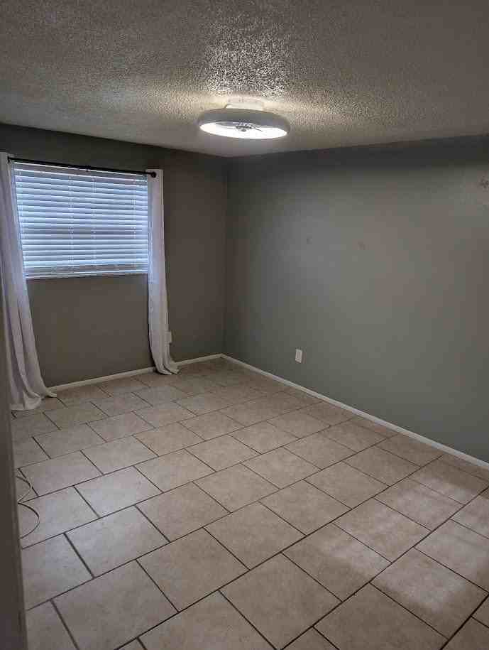 411 Marjon Ave - Photo 3 of 11