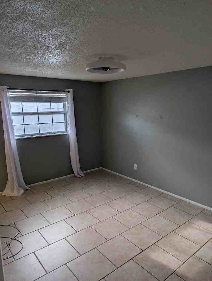 411 Marjon Ave - Photo 5 of 11