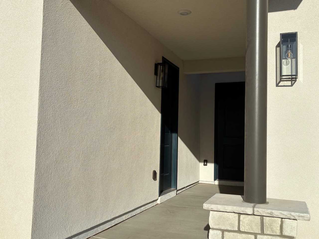 1567 S Sinawava Dr #2 - Photo 3 of 12