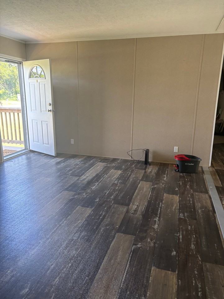 228 Mallard Dr - Photo 3 of 13