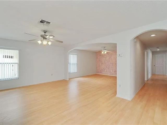 2411 Ashecroft Dr - Photo 2 of 11