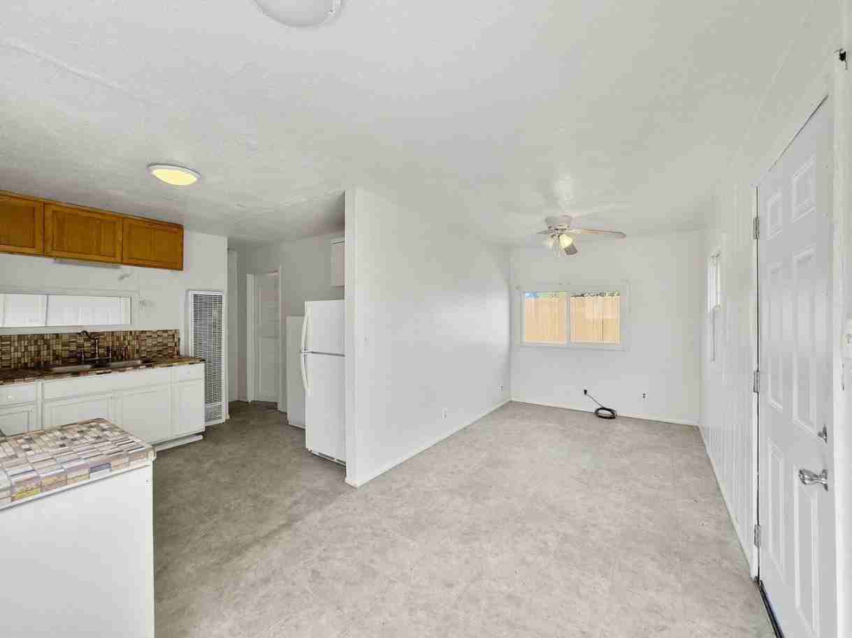 1520 Mccullens Ave #B - Photo 4 of 14