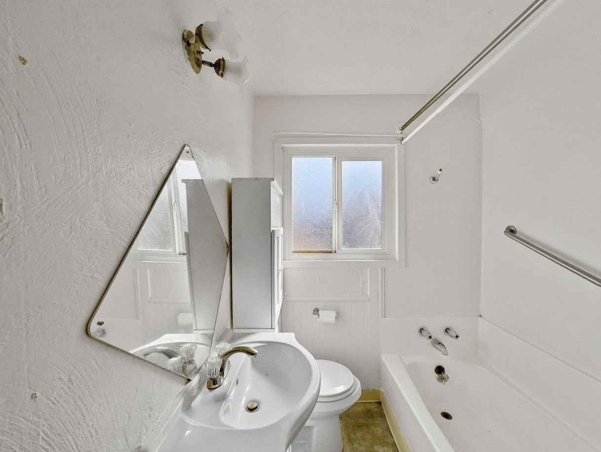1520 Mccullens Ave #B - Photo 5 of 14