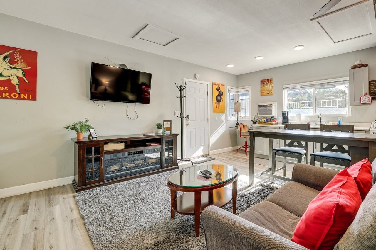 2205 Gabriel Dr #B - Photo 7 of 15