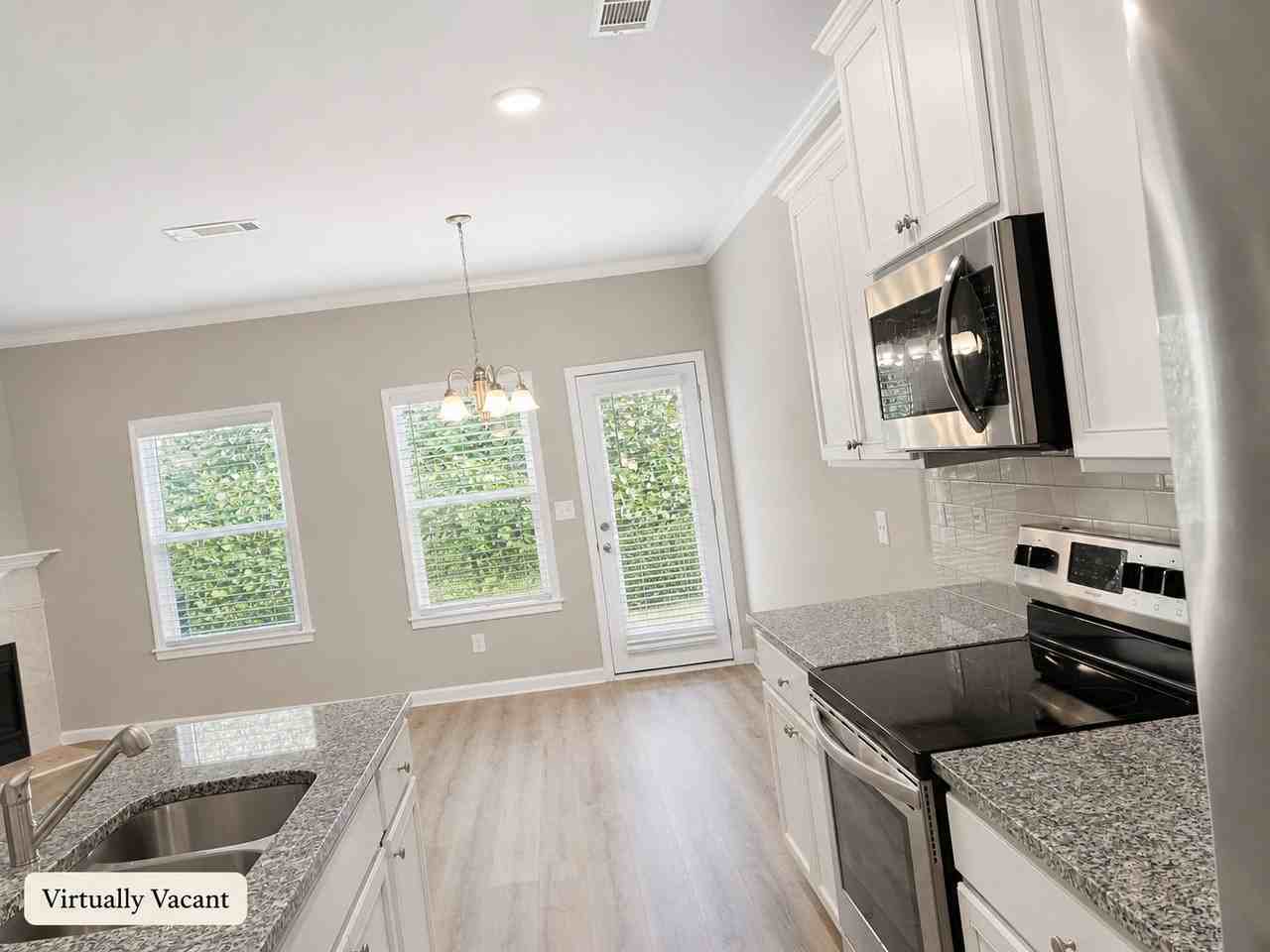 3693 Acorn Dr - Photo 5 of 20
