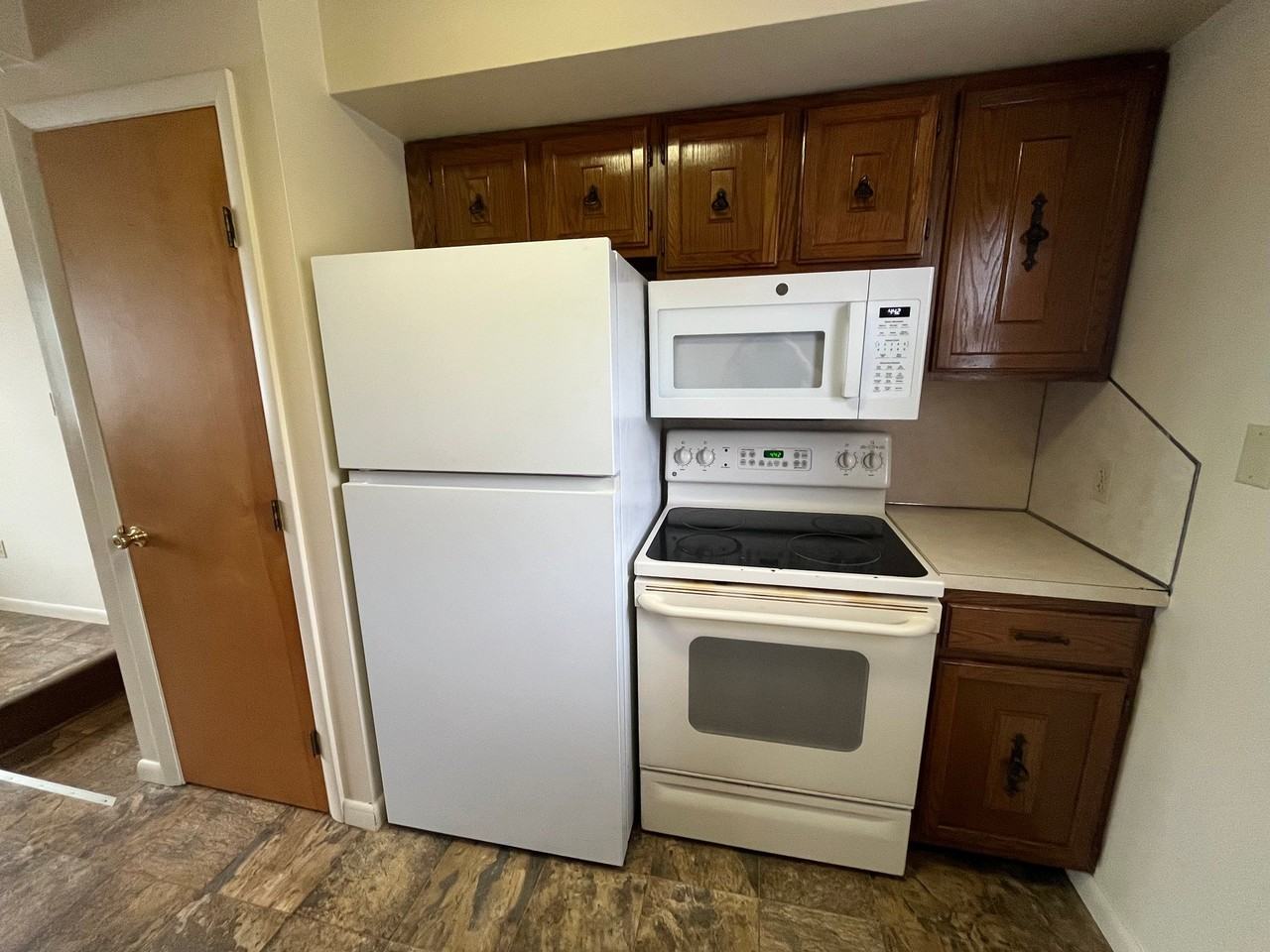 327 N Hanover St #201 - Photo 6 of 15