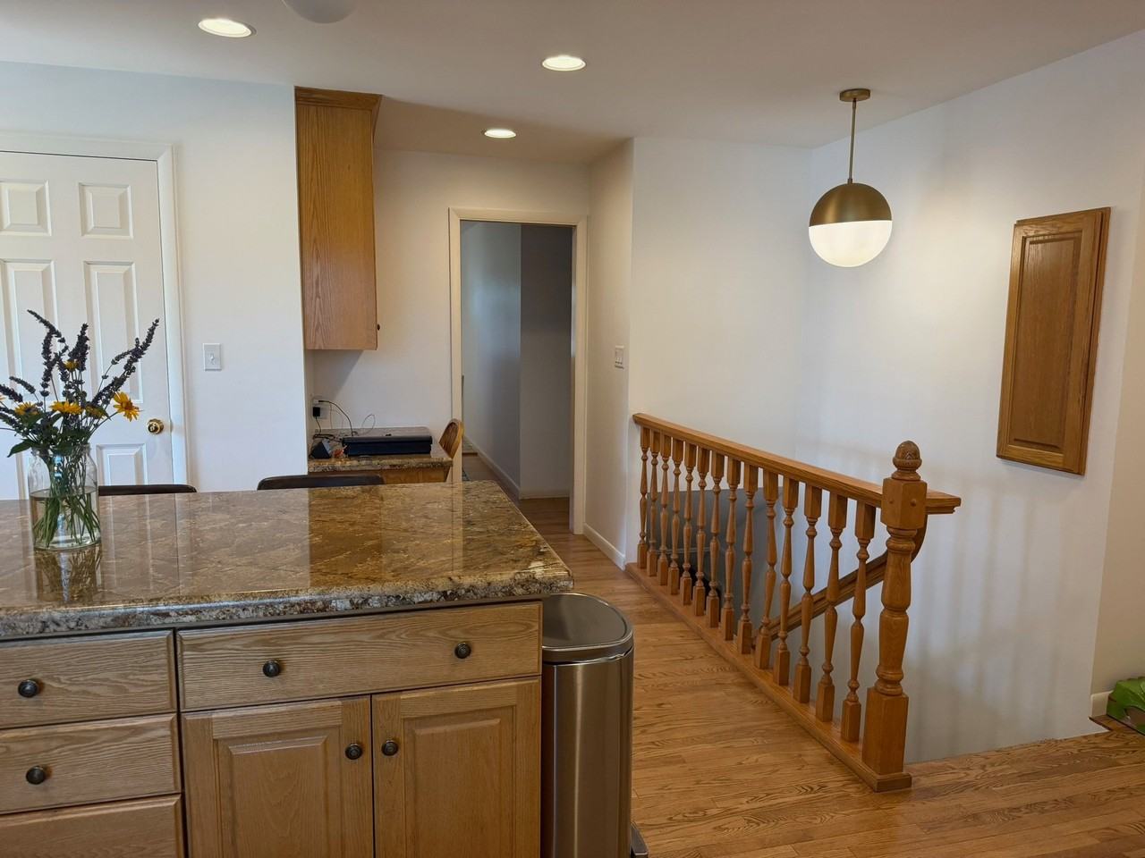 2746 E St - Photo 3 of 20