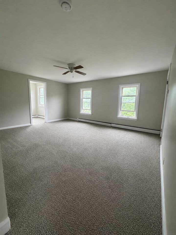 523 Washington St #2 - Photo 3 of 10