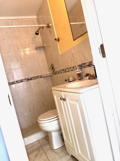 2410 N 59th Ave - Photo 6 of 7